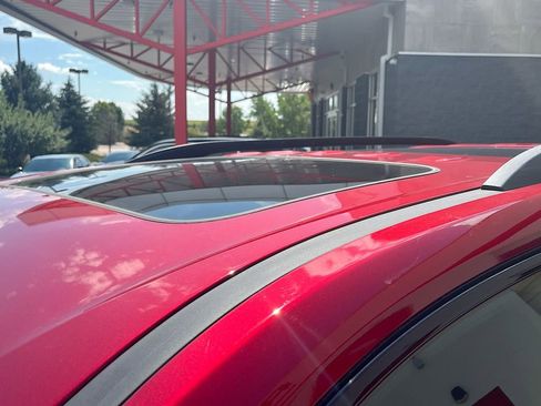 Used 2023 Chevrolet Traverse RS image 23