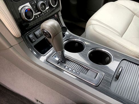 Used 2016 Chevrolet Traverse LTZ image 15