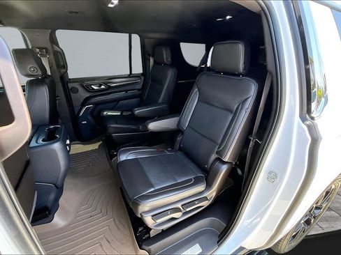 Used 2022 GMC Yukon XL Denali w/ Max Trailering Package AWD/4WD image 19