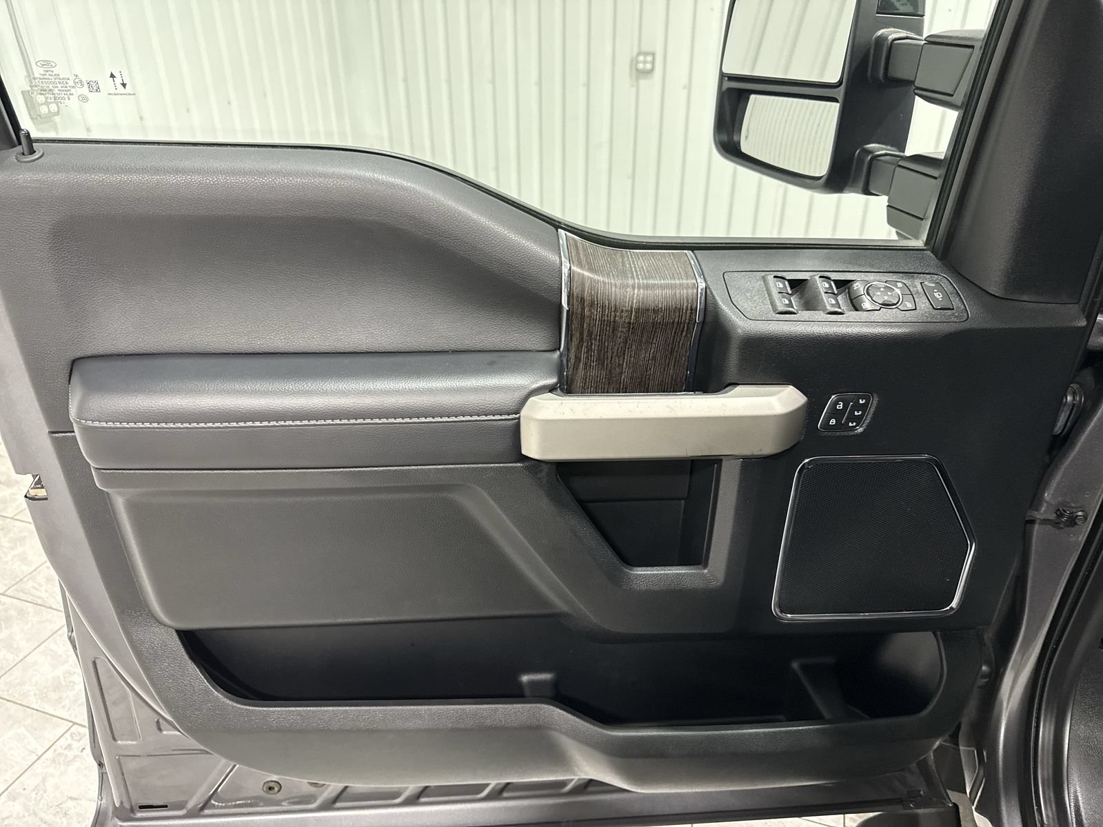 Used 2021 Ford F250 Lariat AWD/4WD image 23