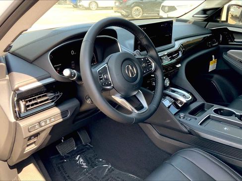 Used 2026 Acura MDX FWD w/ Technology Package image 8