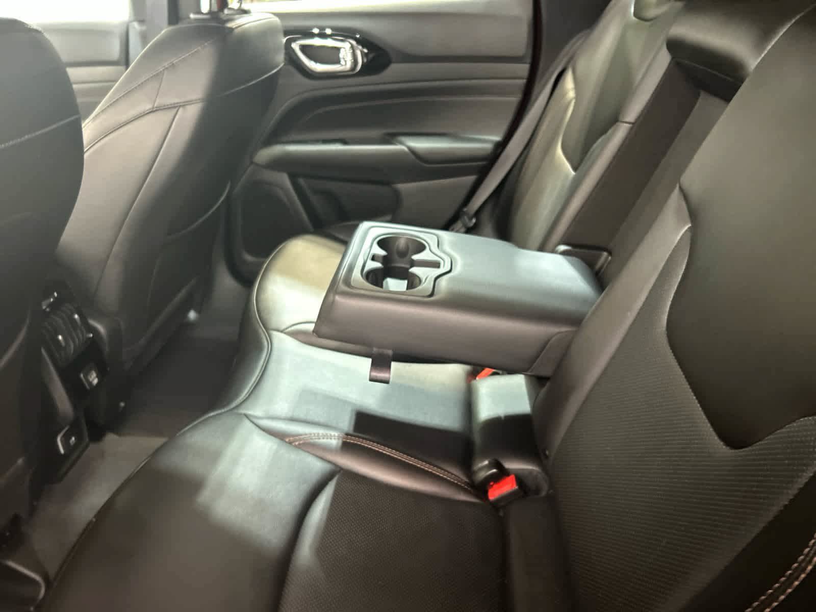 Used 2022 Jeep Compass Limited AWD/4WD image 9