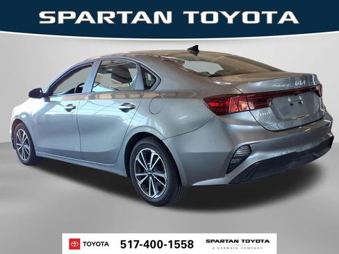 Used 2024 Kia Forte LXS FWD image 9