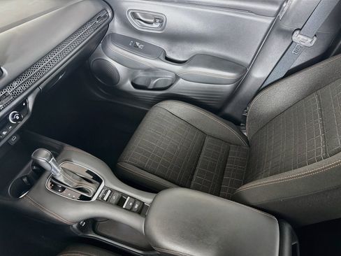 Certified 2024 Honda HR-V Sport image 27