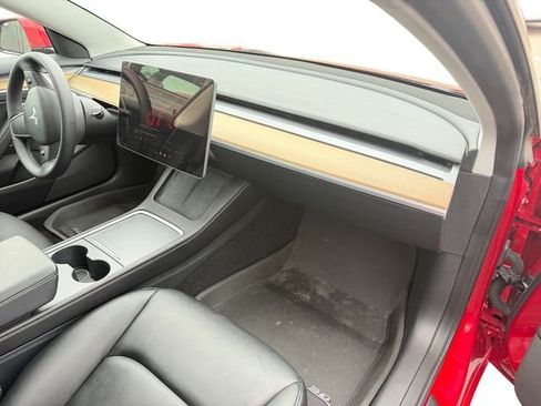 Used 2023 Tesla Model 3 Standard Range RWD image 17