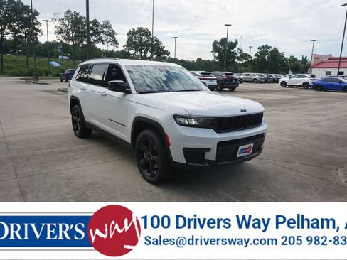 Used 2024 Jeep Grand Cherokee L Altitude AWD/4WD image 1