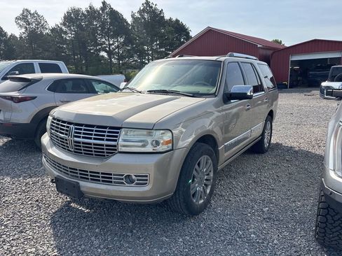 Used 2007 Lincoln Navigator 2WD image 8