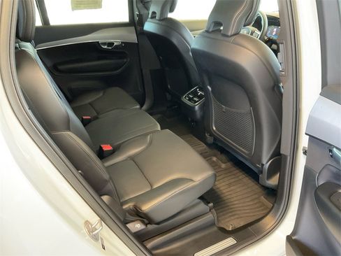 Certified 2023 Volvo XC90 B5 Core w/ Protection Package Premier image 14