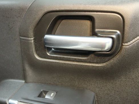 Used 2021 Chevrolet Silverado 1500 LT Trail Boss w/ Bed Protection Package image 13