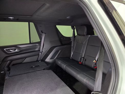 Used 2021 Chevrolet Tahoe RST w/ Luxury Package AWD/4WD image 23