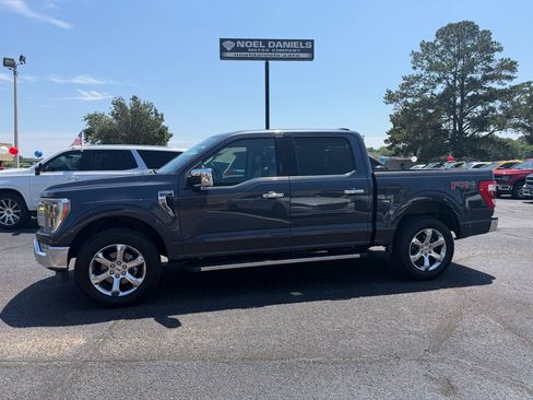 Used 2021 Ford F150 Lariat w/ Equipment Group 502A High AWD/4WD image 1