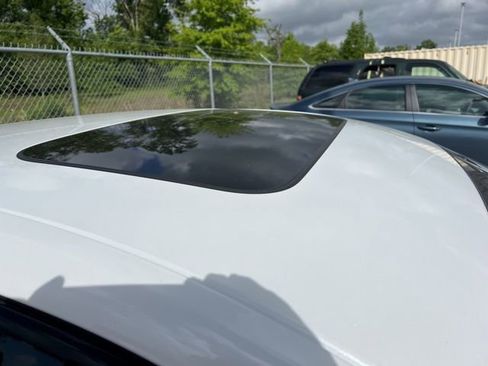 Used 2025 Honda Accord SE image 4