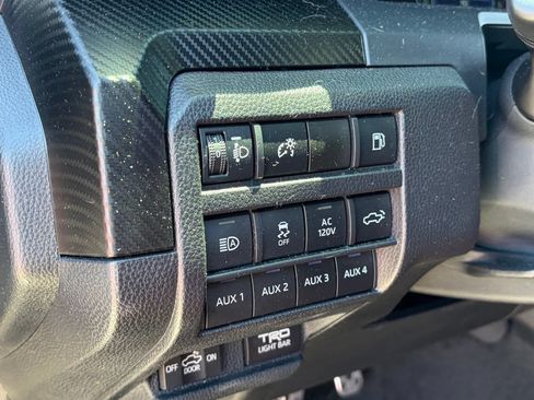 Used 2025 Toyota Tacoma TRD Pro AWD/4WD image 7