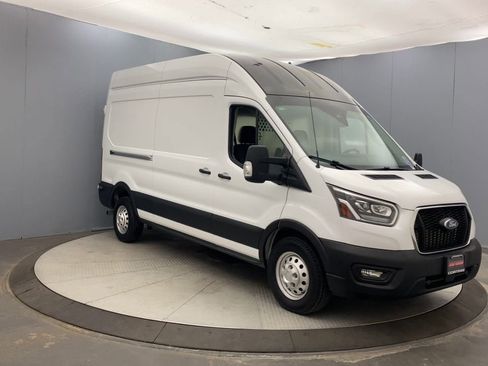 Used 2023 Ford Transit 250 148 High Roof AWD w/ Interior Upgrade Package image 7