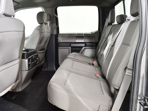 Used 2019 Ford F150 XLT w/ Equipment Group 302A Luxury AWD/4WD image 16
