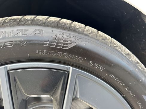 Used 2025 BMW i4 eDrive40 image 34