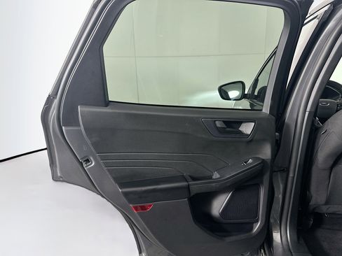 Used 2024 Ford Escape Active AWD/4WD image 25