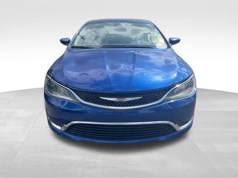 Used 2016 Chrysler 200 Limited w/ Anniversary Edition FWD image 2