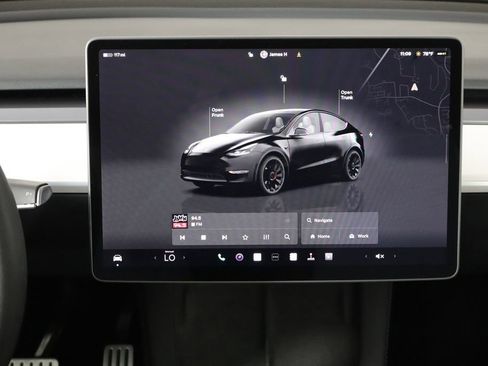 Used 2023 Tesla Model Y Performance AWD/4WD image 23