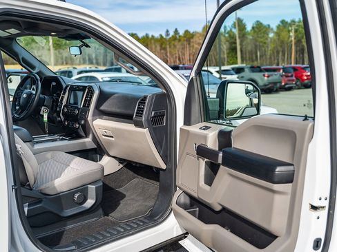 Certified 2020 Ford F150 XLT w/ Trailer Tow Package image 11