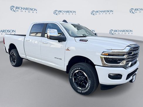 New 2026 RAM 2500 Laramie w/ Towing Technology Group image 3