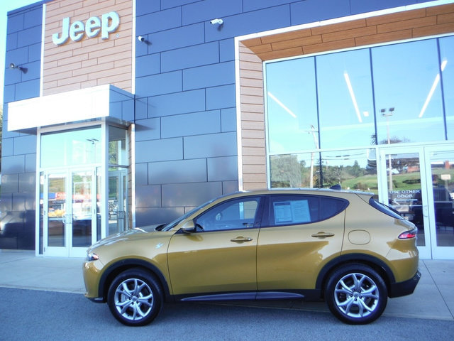 Used 2024 Dodge Hornet R/T Plus AWD/4WD image 2