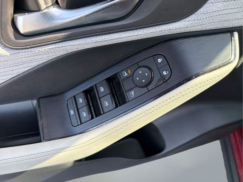 Certified 2023 Nissan Rogue SV FWD image 26