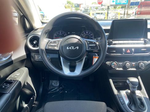 Used 2024 Kia Forte LXS w/ LXS Technology Package FWD image 13