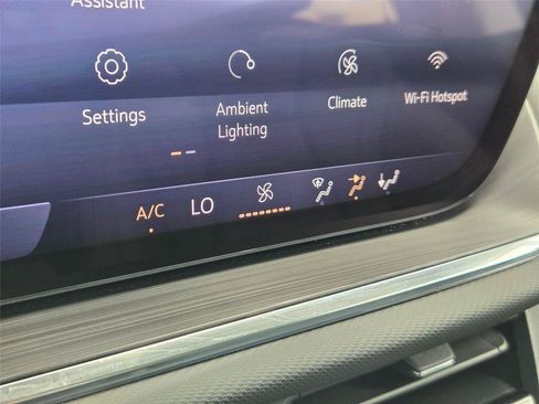 Used 2025 Buick Envision Preferred AWD/4WD image 20