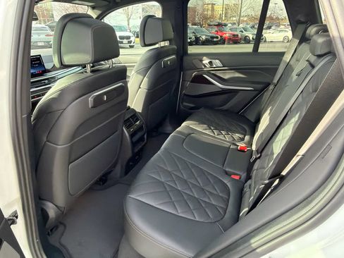 New 2026 BMW X5 xDrive40i w/ M Sport Package image 17