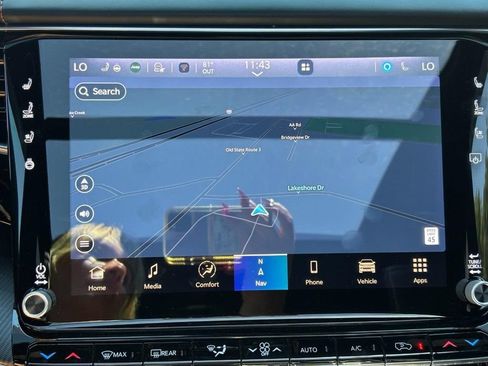 Used 2024 Jeep Grand Wagoneer Series III w/ Rear Seat Video Group 1 AWD/4WD image 24