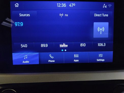 Used 2022 Ford Escape SE w/ Convenience Package FWD image 25