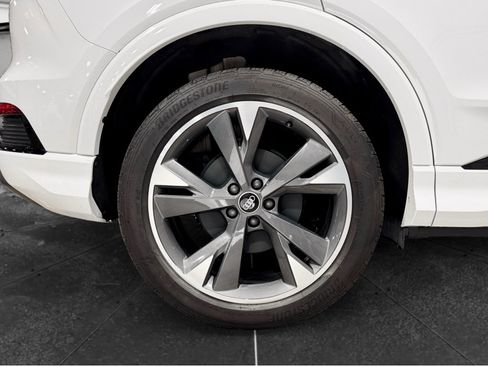 Used 2023 Audi Q4 e-tron Premium w/ Black Optic Package AWD/4WD image 35