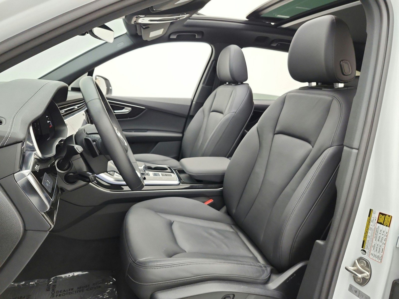 Used 2023 Audi Q7 3.0T Premium AWD/4WD image 15