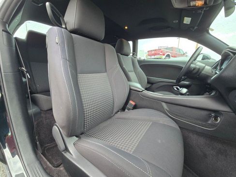 Used 2017 Dodge Challenger SXT w/ Sound Group image 12
