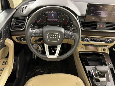 Used 2023 Audi Q5 2.0T Premium w/ Convenience Package AWD/4WD image 13