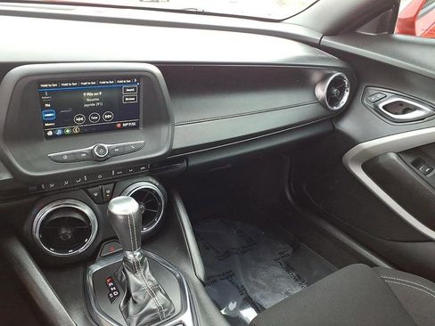 Used 2019 Chevrolet Camaro LT image 30