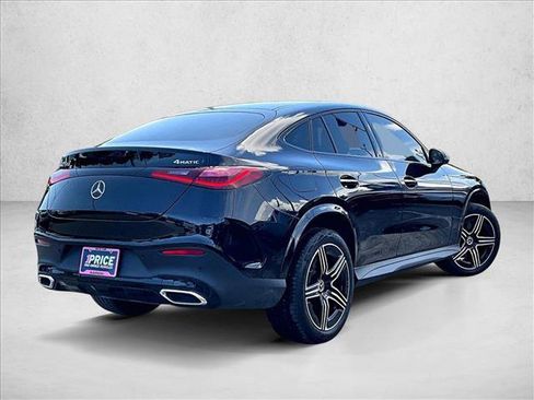 Used 2024 Mercedes-Benz GLC 300 4MATIC image 2