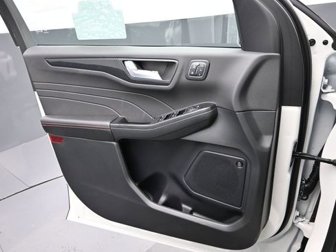 New 2025 Ford Escape ST-Line Elite w/ Tech Pack #2 image 15