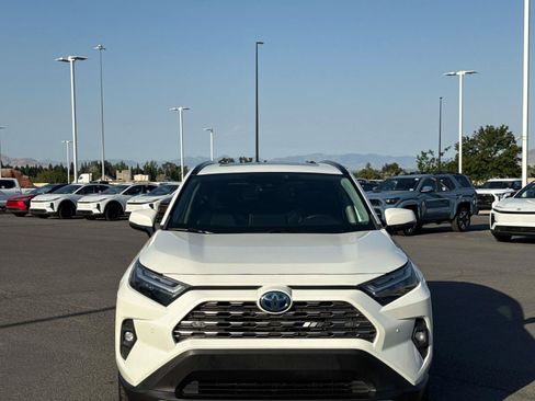 Used 2022 Toyota RAV4 Limited w/ Limited Grade Weather Package AWD/4WD image 2