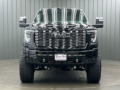 Used 2026 GMC Sierra 2500 Denali Ultimate w/ Max Trailering Package image 8