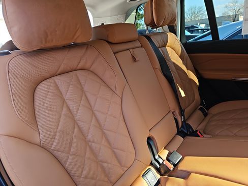 New 2026 BMW X7 xDrive40i w/ Executive Package image 12