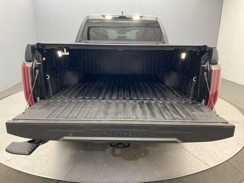 Used 2025 Toyota Tundra Platinum AWD/4WD image 25