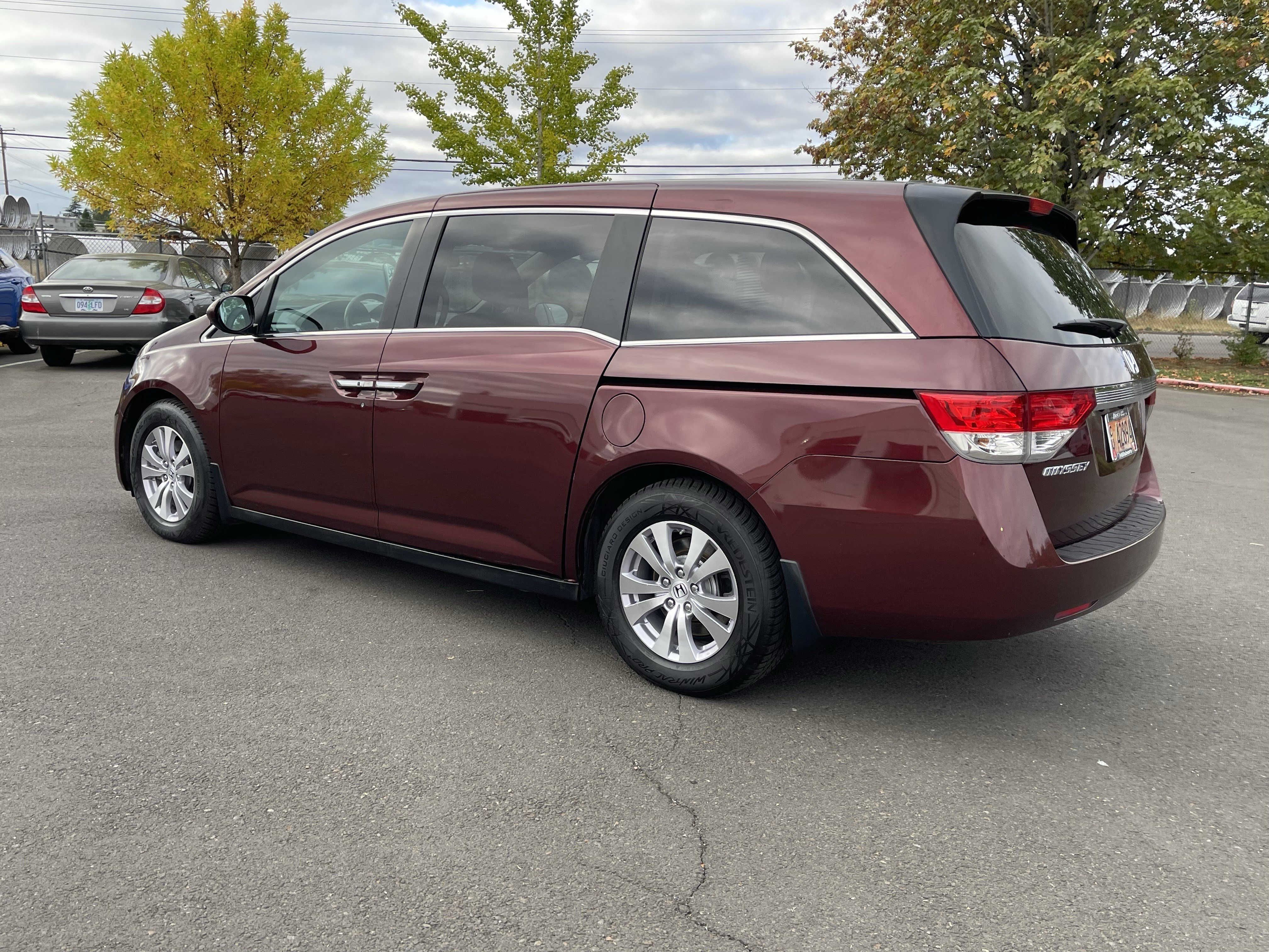 Used 2016 Honda Odyssey EX-L image 3