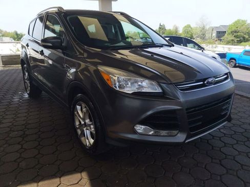Used 2016 Ford Escape Titanium AWD/4WD image 4