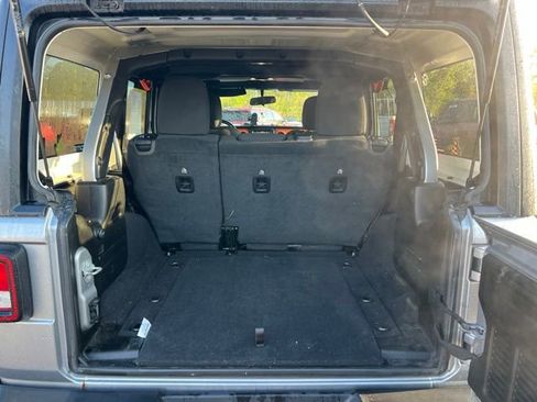 Used 2021 Jeep Wrangler Unlimited Sport AWD/4WD image 20