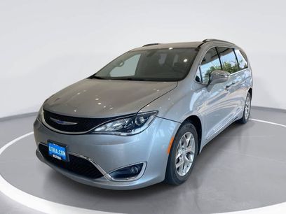 Used 2018 Chrysler Pacifica Limited