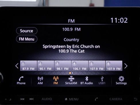 Used 2023 Nissan Rogue S image 29