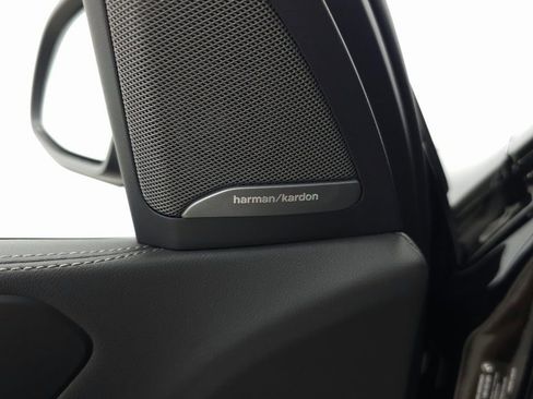 Used 2026 BMW X5 xDrive50e w/ Premium Package image 10