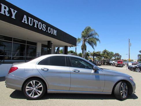 Used 2016 Mercedes-Benz C 300 Sedan image 9